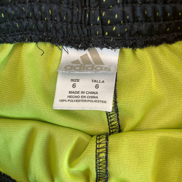 Adidas Athletic Shorts Boys Sz 6 barely used - Picture 5 of 6